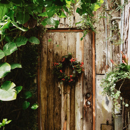 Couronnes et guirlandes clicktofournisseur.com