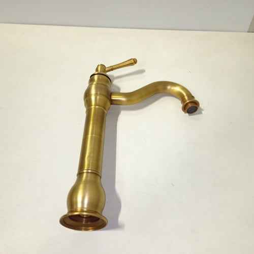 Ecost customer return Solepearl Bathroom Tap Antique Brass Retro Washbasin Tap High 360° Swivel Sing