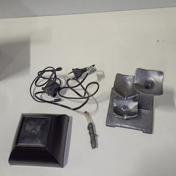 Ecost customer return zen' Light Natural Boro Fontaine Resin Silver 13 x 13 x 17 cm