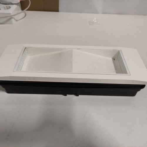 Retour client Ecost Plafone Plafonnier 16 LED Lumière de sécurité d'urgence pour mur 11 W