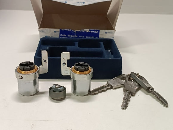 Ecost customer return Bricard 811900 Cylinder Lock Round Ball 39.5 cm Double Chrome