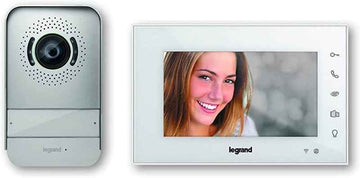 Ecost customer return Legrand, WiFi Video Door Intercom Kit with 2 Wire Connection, 7 Inch High Glos