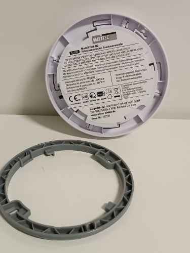 Retour client Ecost UNITEC Détecteur de fumée design 10 ans, note Stiftung Warentest « Bon » (2,2), nous