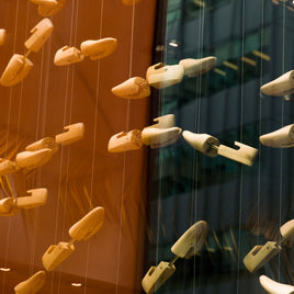 Mannequins et accessoires pour vitrines clicktofournisseur.com