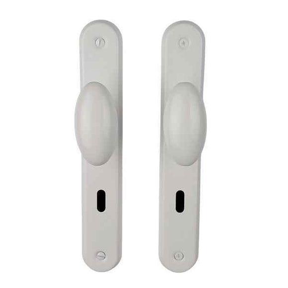 2 poignées de porte sur plaque CHIC, Entrée de clé pour chambre, Finition aluminium blanc RAL 9016, Entraxe standard 195 mm
