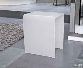 Tabouret de douche blanc NOVELLINI en acrylique opalin