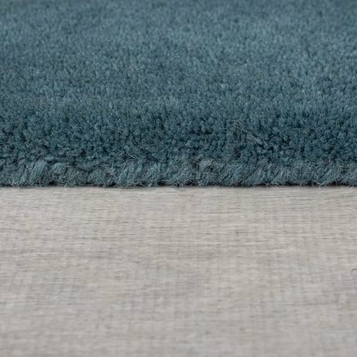 Tapis moderne pure laine scuffy