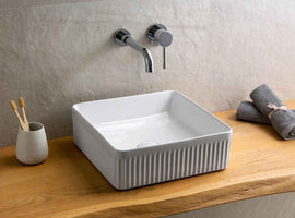 Vasque striée carrée à poser sans trou FOTSY 36,5x36,5x12 cm