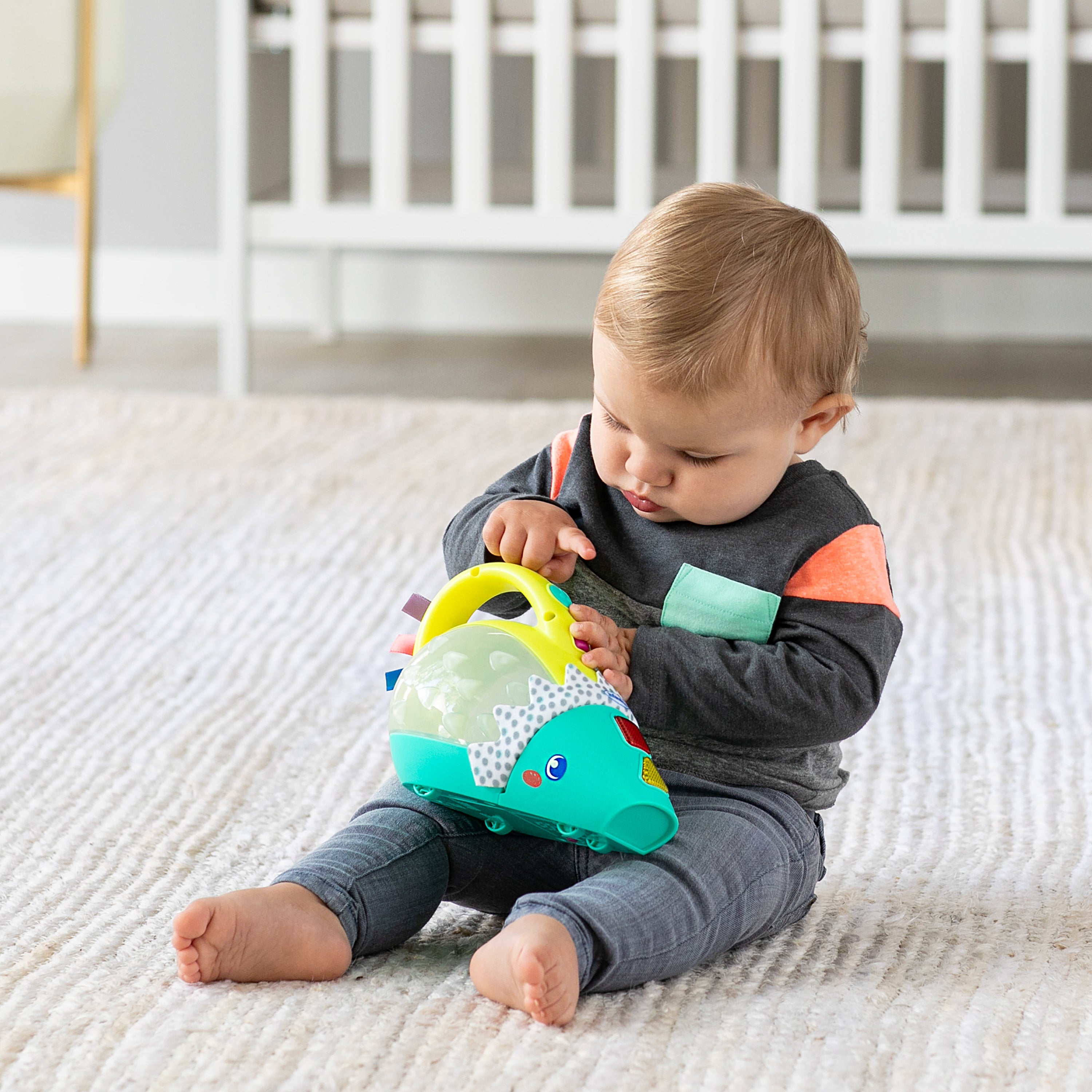 Mini-aspirateur musical lumineux infantino push & pop