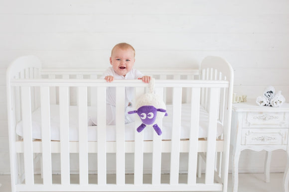 SWEET DREAMERS sleep soother with sound and light Purple