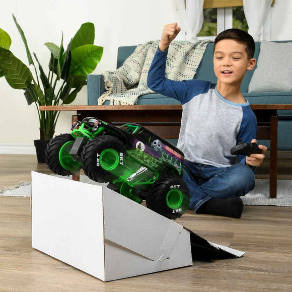 MONSTER JAM 1:15 RC monster truck Grave Digger, 6068258