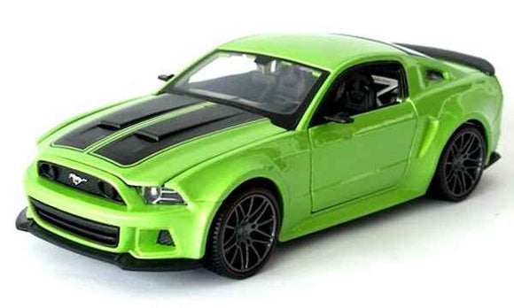 Model kompozytowy Ford Mustang Street Racer zielony 1/24