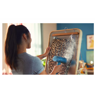 Défroisseur vapeur portatif philips série 3000 sth3000/20 compact et pliable prêt à l'emploi en 30 secondes environ 1 000 w jusqu'à 20 g/min pas besoin de planche à repasser