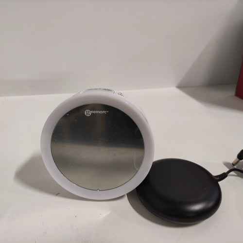 Ecost customer return Geemarc Wake'n Shake Star Elegant Vibration Alarm Clock with Strong 95 dB Ala