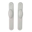 2 poignées de porte sur plaque CHIC, Sans trou pour pièce à vivre, Finition aluminium blanc RAL 9016, Entraxe standard 195 mm