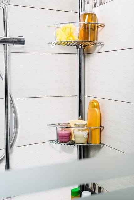 RIPIANO PER DOCCIA APPENDIBILE ANGOLARE A PRESSIONE