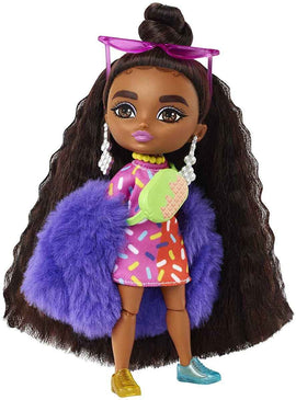 Poupée Barbie® Extra Mini avec robe colorée