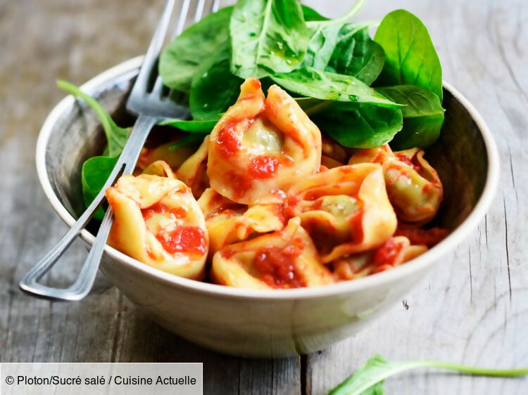 Stuffed pasta, spinach ricotta with tomato sauce  - 0