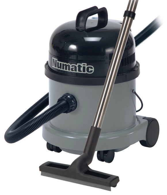 Aspirateur eau et poussière numatic eaupro - Clicktofournisseur.com