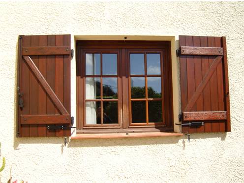 Bloque-volet noir - Clicktofournisseur.com