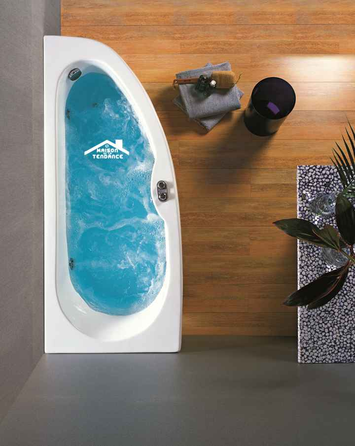 Baignoire d'angle en acrylique lucite KONCHILI 135x80x41 cm avec robinetterie