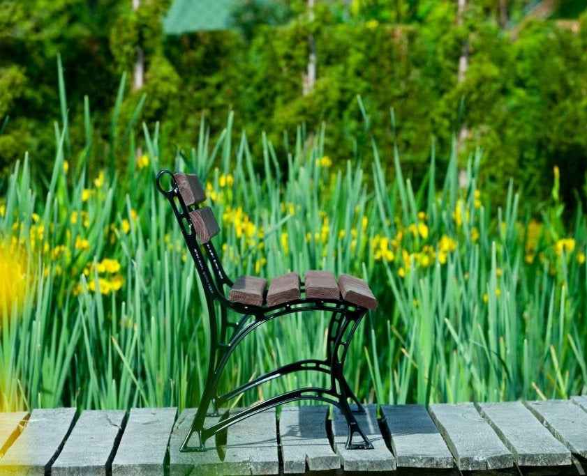 Banc de jardin en bois couleur noyer et aluminium 180 cm - Clicktofournisseur.com