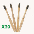 Brosses à dents Jungle en bambou naturel à poils souples.