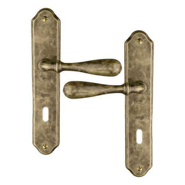 2 poignées de porte sur plaque CARINA, Entrée de clé pour chambre, Finition laiton antique, Entraxe standard 195 mm