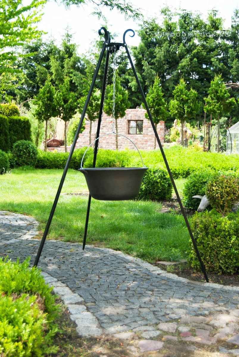 Goulash pot en fonte avec couvercle émaillé sur trépied - 16 l - Clicktofournisseur.com