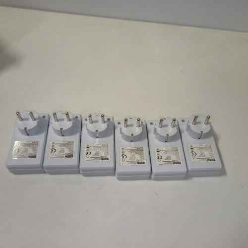 Ensemble de prises radio mumbi pour retour client Ecost comprenant 6 prises radio et 2 prises sans fil