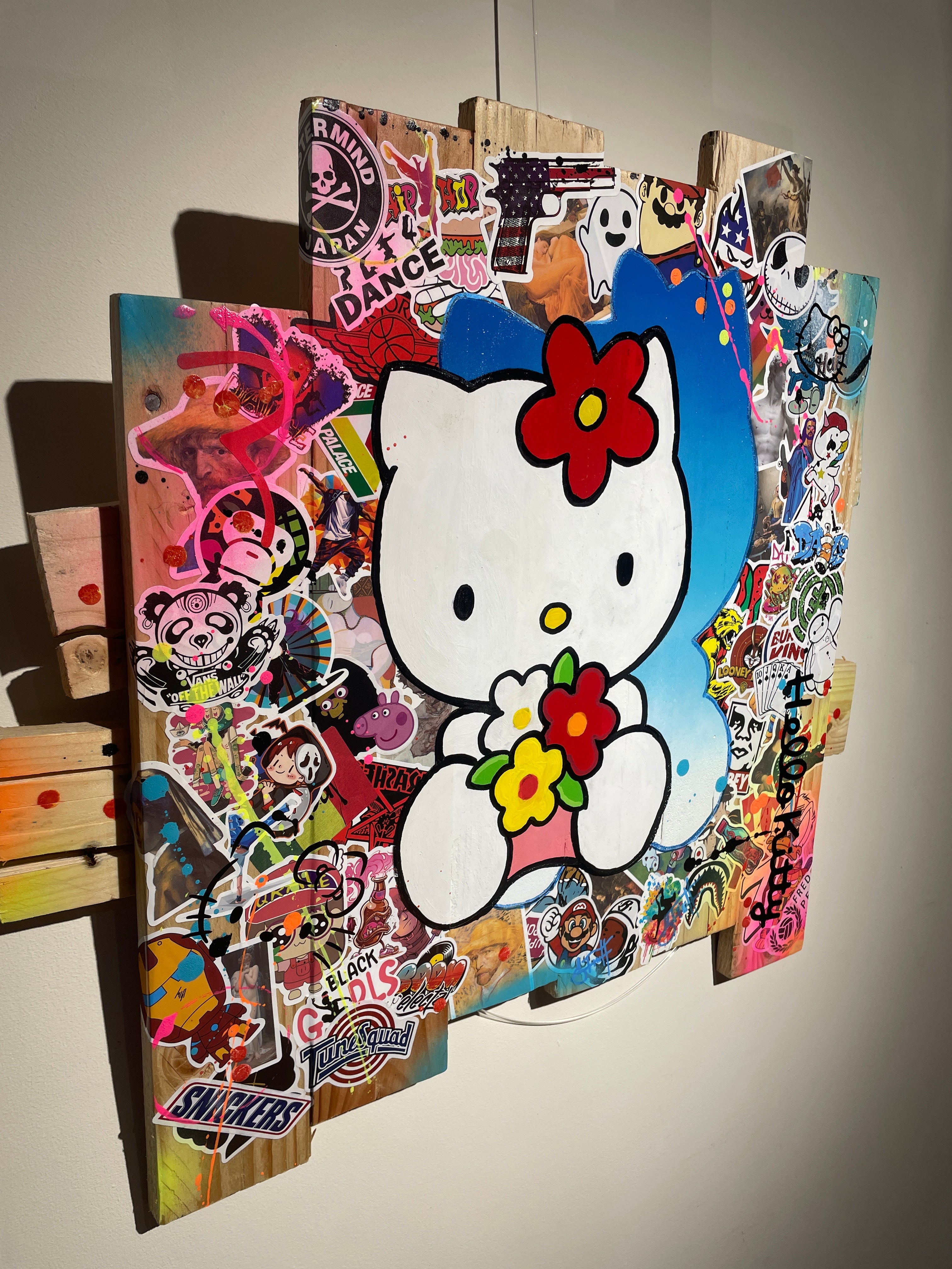 Tableau Pop Art HELLO KITTY sur bois de palette signé Vincent STREIFF® - 0