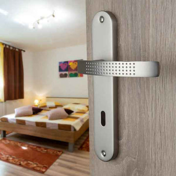 2 poignées de porte sur plaque AUDACE, Entrée de clé pour chambre, Finition aluminium nickel mat, Entraxe standard 195 mm
