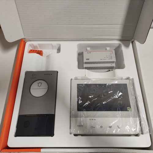 Retour client Ecost Kit interphone vidéo WLAN 2 fils Flex One Bticino 363911, classe 300X13E avec 7 pouces