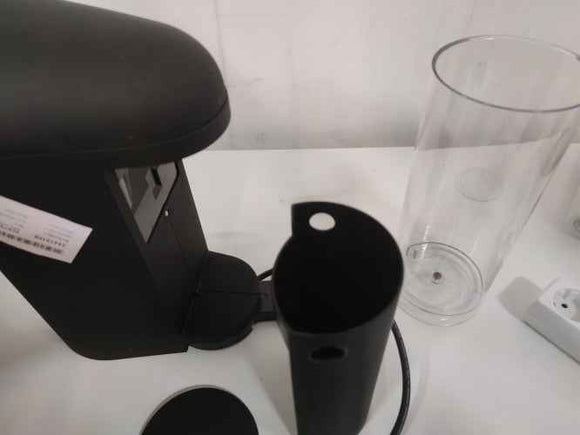 Retour client Ecost, cafetière Krups Nespresso YY3922FD Cafetière combinée manuelle 1,8 L