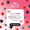 Visuel promotionnel des pailles en bagasse fabriquées en France, avec des fruits rouges frais.