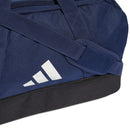 Sac de sport moyen adidas tiro league bleu marine ib8650