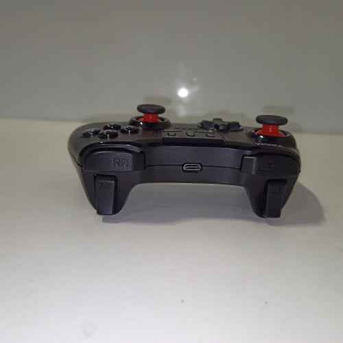 Retour client Ecost KROM KENZO NXKROMKNZ Gamepad Manette de jeu de compétition filaire et sans fil configurable