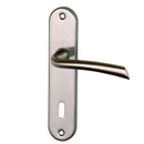 2 poignées de porte sur plaque RHAPSODIE, Entrée de clé pour chambre, Finition zamak nickel mat, Entraxe 165 mm