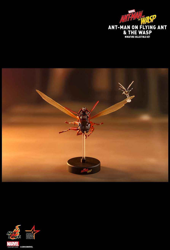 Figurine Hot Toys MMSC004 - Marvel Comics - Ant-Man And The Wasp - Ant-Man On Flying Ant & The Wasp