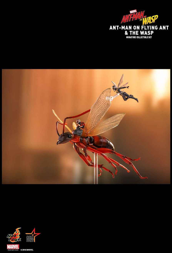 Figurine Hot Toys MMSC004 - Marvel Comics - Ant-Man And The Wasp - Ant-Man On Flying Ant & The Wasp