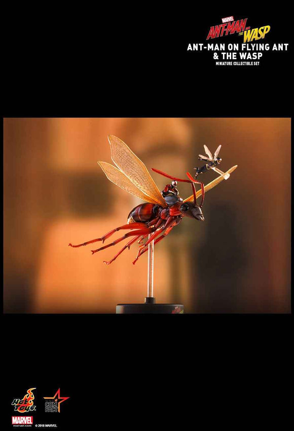 Figurine Hot Toys MMSC004 - Marvel Comics - Ant-Man And The Wasp - Ant-Man On Flying Ant & The Wasp