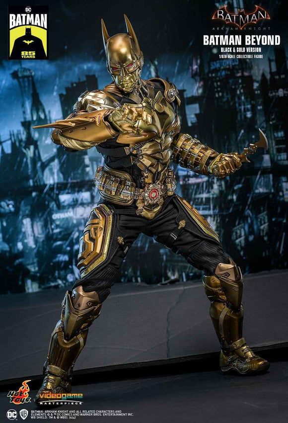 Figurine Hot Toys VGM64 - Batman: Arkham Knight - Batman Beyond Black & Gold Version