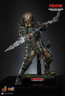 Figurine Hot Toys CMS029 - Predator - Broken Tusk Predator