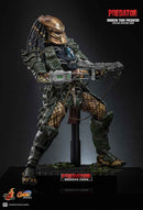 Figurine Hot Toys CMS029 - Predator - Broken Tusk Predator