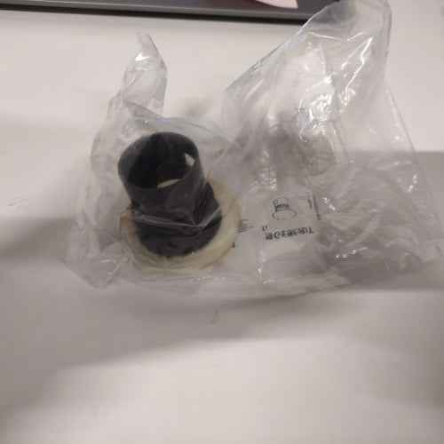 Ecost customer return Geberit Clou 241993211 Valve Cover HighGloss ChromePlated