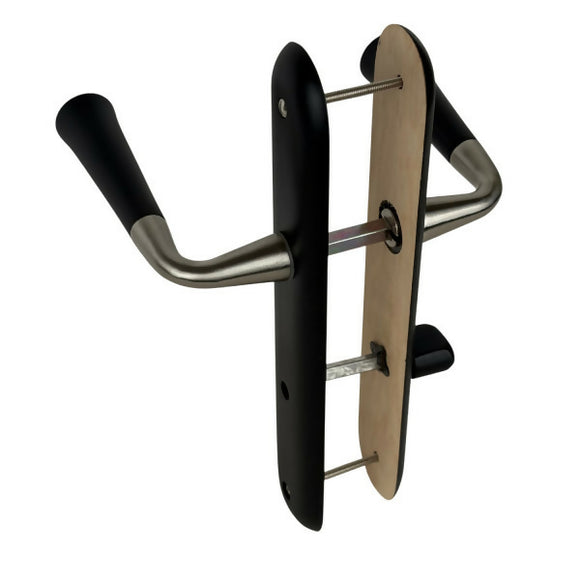 2 poignées de porte sur plaque CLEO, Verrou de condamnation pour salle de bain/WC, Finition bois noir, Entraxe standard 195 mm