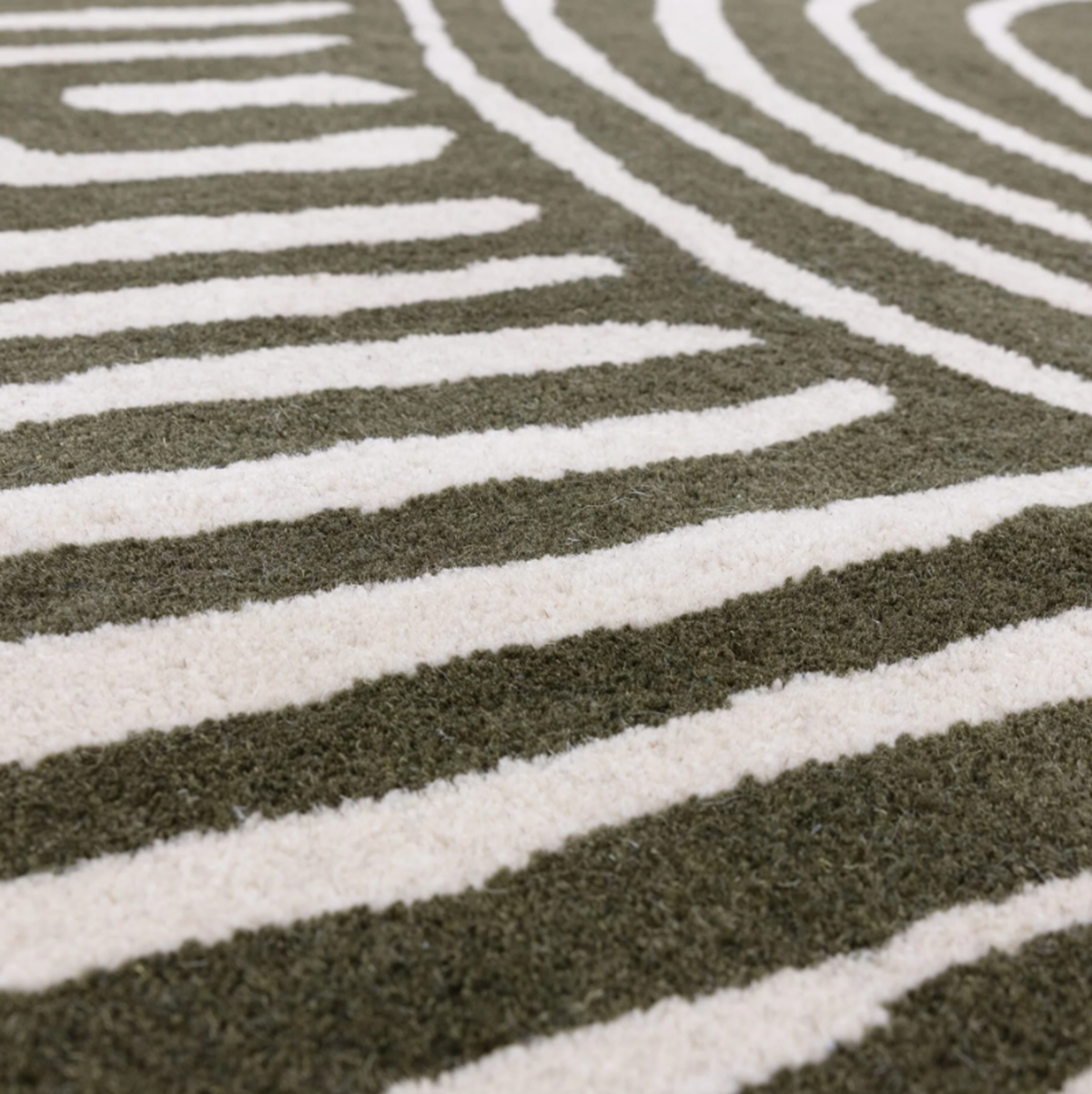 Tapis tufté main en laine twister