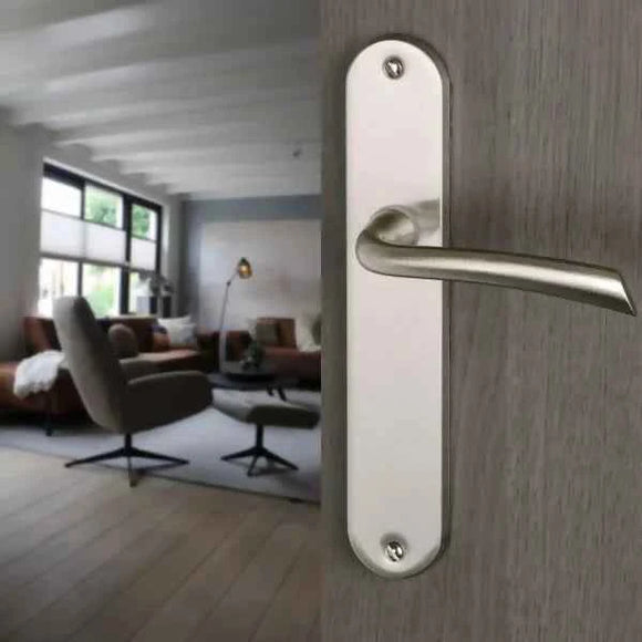 2 poignées de porte sur plaque RHAPSODIE, Sans trou pour pièce à vivre, Finition zamak nickel mat, Entraxe standard 195 mm