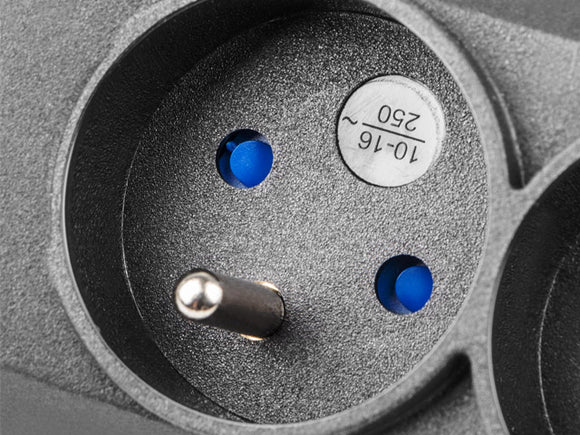 Listwa przeciwprzepięciowa M3 1.5m czarna (3 gniazda)