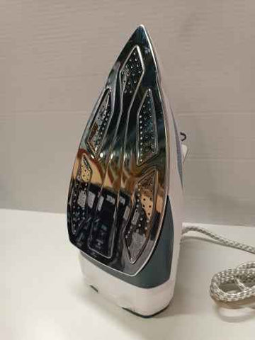 Retour client Ecost, fer à vapeur Imetec ZeroCalc Z3 3500 avec technologie anticalcaire, système multi-trous